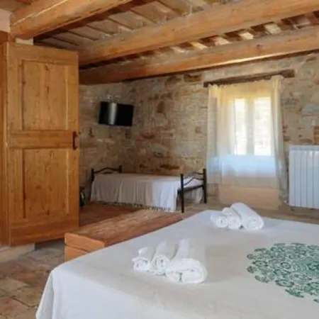 Magnificent Country House With Swimming Pool Frontino