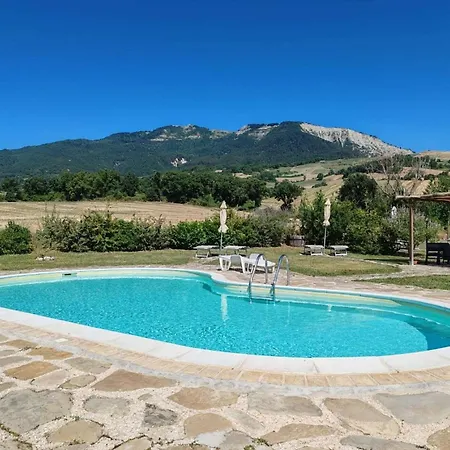 Magnificent Country House With Swimming Pool Ferienhaus